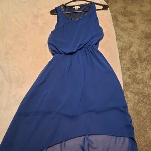 Sleeveless dress